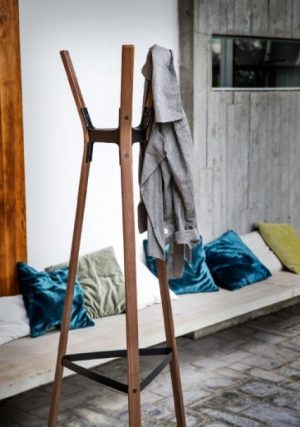 STEELWOOD-COAT-STAND-Kleinmöbel-magis